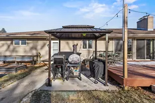 413 Birchwood Dr, Francis Creek, WI 54214 - Photo 44