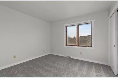 2457 Blake Court, Oshkosh, WI 54904 - Photo 16