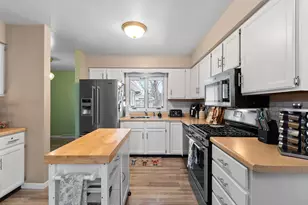 828 Robin Ln, Shawano, WI 54166 - Photo 12