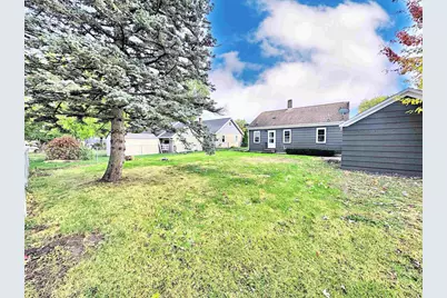 310 W Ryan Street, Brillion, WI 54110 - Photo 20