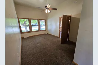 231 E Center Street, Shawano, WI 54166 - Photo 8