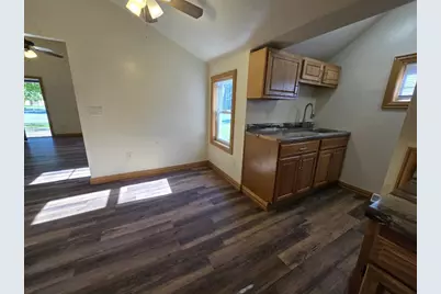 231 E Center Street, Shawano, WI 54166 - Photo 16