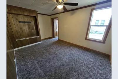 231 E Center Street, Shawano, WI 54166 - Photo 12