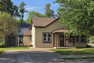 231 E Center St, Shawano, WI 54166 - Photo 1