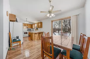 1112 Oriole Dr, Kaukauna, WI 54130 - Photo 12