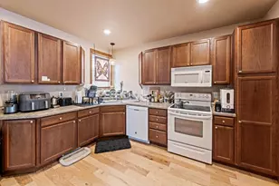 1135 Carney Blvd, Marinette, WI 54143 - Photo 4