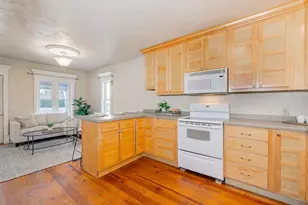 1424 E College Ave, Appleton, WI 54915 - Photo 6