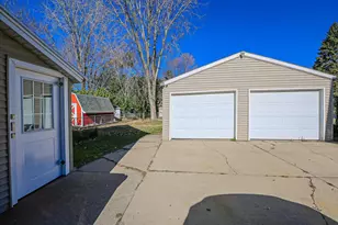 1424 E College Ave, Appleton, WI 54915 - Photo 22