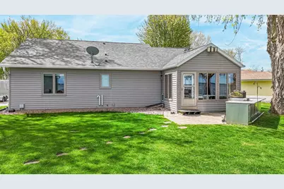 9302 Blanco Road, Winneconne, WI 54986 - Photo 32