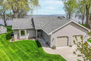 9302 Blanco Rd, Winneconne, WI 54986 - Photo 2