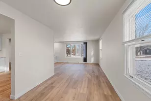 621 W 7th St, Kaukauna, WI 54130 - Photo 28