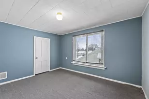 380 Cedar St, Fond du Lac, WI 54935 - Photo 10