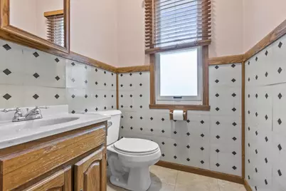 380 Cedar Street, Fond du Lac, WI 54935 - Photo 8