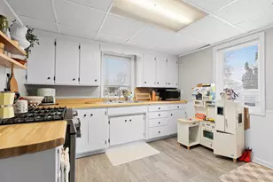 1343 Eliza St, Green Bay, WI 54391 - Photo 12