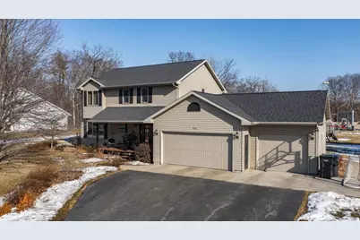 833 Woodland Circle, Waupaca, WI 54981 - Photo 1