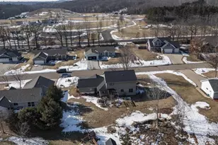 833 Woodland Cir, Waupaca, WI 54981 - Photo 34