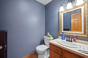 833 Woodland Cir, Waupaca, WI 54981 - Photo 12