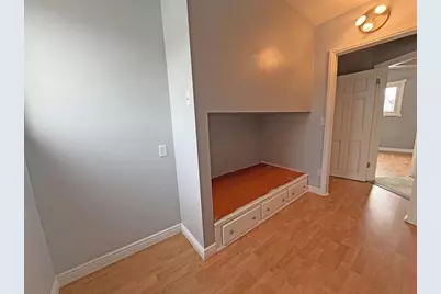 911 Carney Boulevard, Marinette, WI 54143 - Photo 8