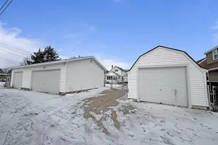 911 Carney Blvd, Marinette, WI 54143 - Photo 46