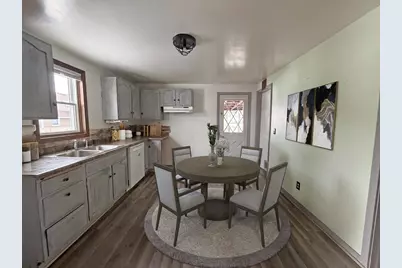 911 Carney Boulevard, Marinette, WI 54143 - Photo 2