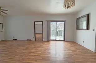 911 Carney Blvd, Marinette, WI 54143 - Photo 20