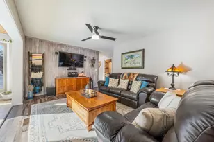 170 Jefferson St, Winneconne, WI 54986 - Photo 2