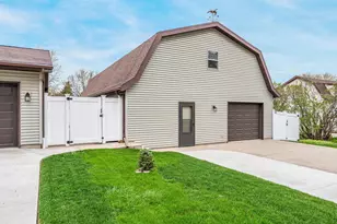 170 Jefferson St, Winneconne, WI 54986 - Photo 28