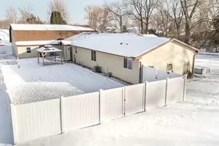 170 Jefferson St, Winneconne, WI 54986 - Photo 32