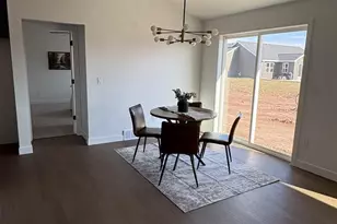 W5609 Tonys Way, Appleton, WI 54915 - Photo 4