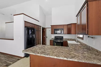 2627 Marathon Avenue, Neenah, WI 54956 - Photo 10