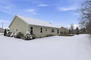 2627 Marathon Ave, Neenah, WI 54956 - Photo 32