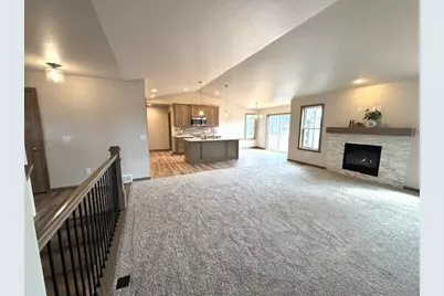 N9036 Cedar Court, Menasha, WI 54952 - Photo 10