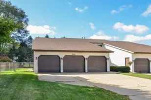 916 Square Terrace, Green Bay, WI 54313 - Photo 34