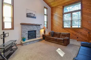 916 Square Terrace, Green Bay, WI 54313 - Photo 10