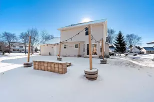 2374 Yolanda Cir, Green Bay, WI 54303 - Photo 40