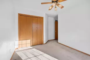 2374 Yolanda Cir, Green Bay, WI 54303 - Photo 26