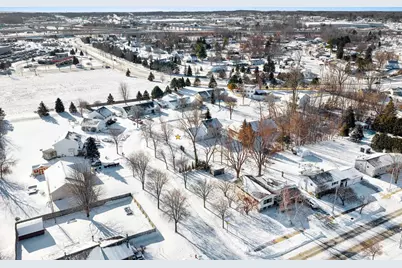 2374 Yolanda Circle, Green Bay, WI 54303 - Photo 48