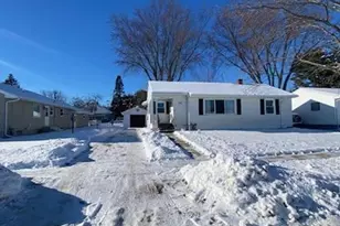 3205 15th St, Menominee, MI 49858 - Photo 2
