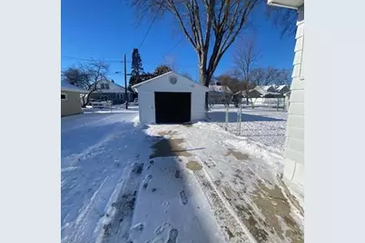 3205 15th Street, Menominee, MI 49858 - Photo 4