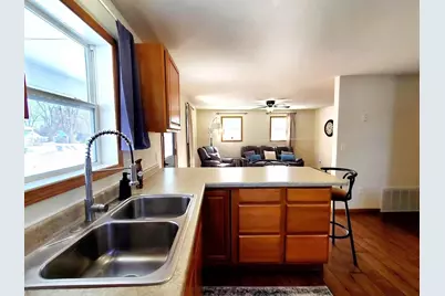 111 N 12th Street, Clintonville, WI 54929 - Photo 10