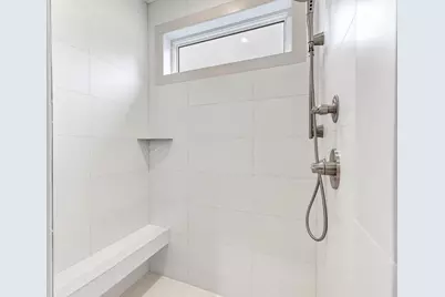 1780 Bobby Jones Drive, De Pere, WI 54115 - Photo 16