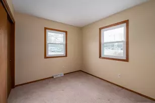 1575 Covington St, Oshkosh, WI 54904 - Photo 12