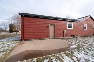 1575 Covington St, Oshkosh, WI 54904 - Photo 26