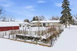 3060 Holland Rd, Green Bay, WI 54313 - Photo 22