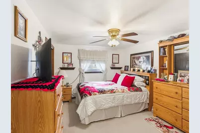 3060 Holland Road, Green Bay, WI 54313 - Photo 12