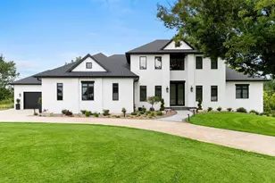 4141 Blackberry Ridge Dr, Hobart, WI 54115 - Photo 4