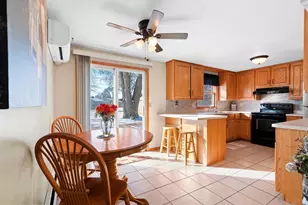 1865 Bond St, Green Bay, WI 54303 - Photo 6