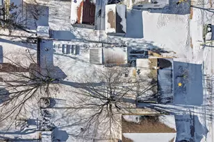 2735 11th St, Two Rivers, WI 54241 - Photo 50