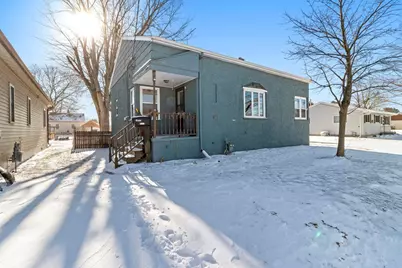 2735 11th Street, Two Rivers, WI 54241 - Photo 2