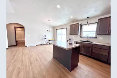 2040 Red Fox Lane, Kaukauna, WI 54130 - Photo 4